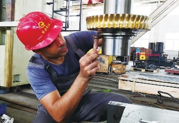 Fujian Successful Machine Tool Dares to Call 'Red Sea' and Transform into 'Blue Ocean'